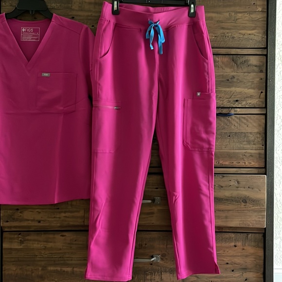 Figs Tops Nwt Figs Raspberry Sorbet Scub Set Medium Top And M Petite Pants Poshmark